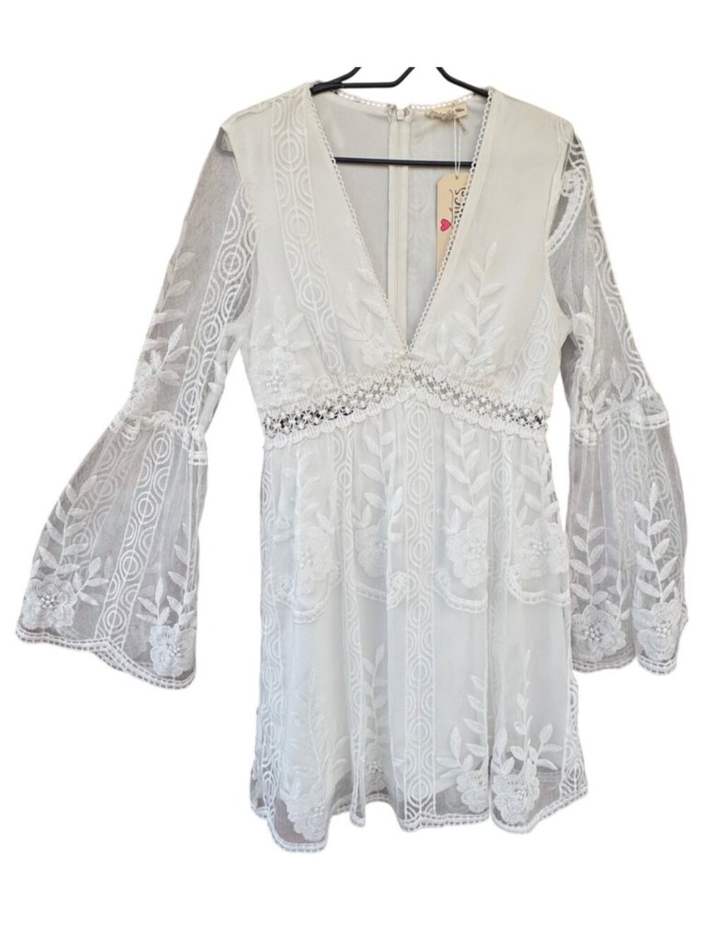 Southern Fried Chics Medium White Lace V-Neck Dress Bell Sleeves & Embroidered - Picture 2 of 14